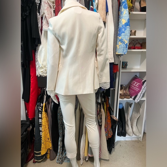 FENDAS White Pantsuit w Lace Design Trim 34/XS - Picture 16 of 16